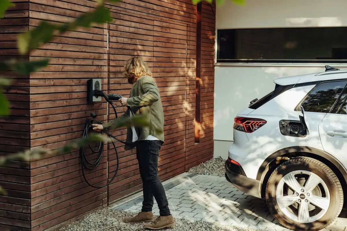 Instalación de cargador eléctrico en vivienda unifamiliar